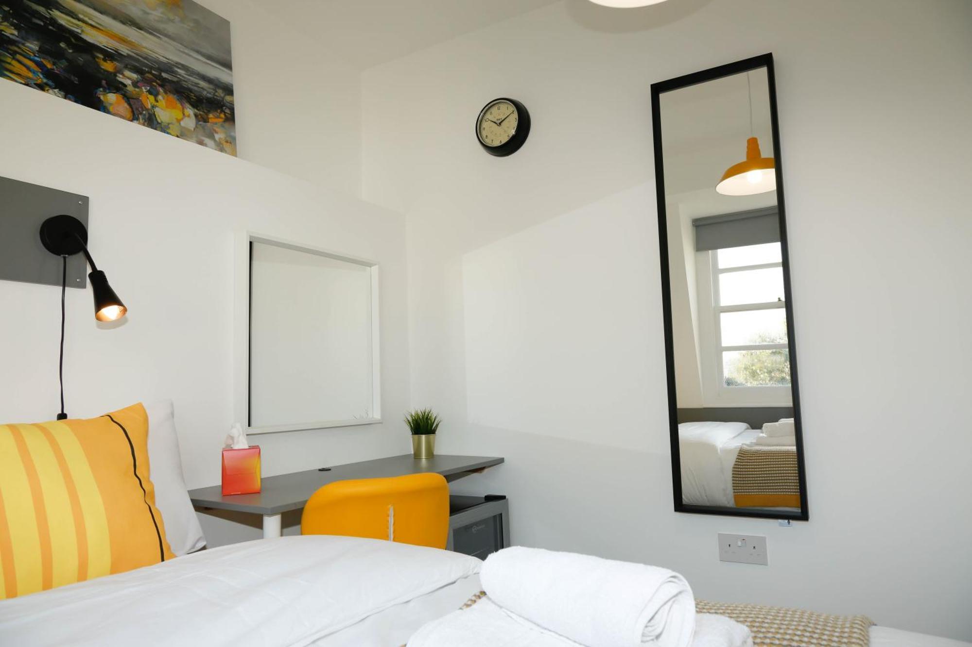 Luxury Rooms In Camden Town Near Shops, Cafes, Bars & Metro With Shared Bathrooms London Bagian luar foto