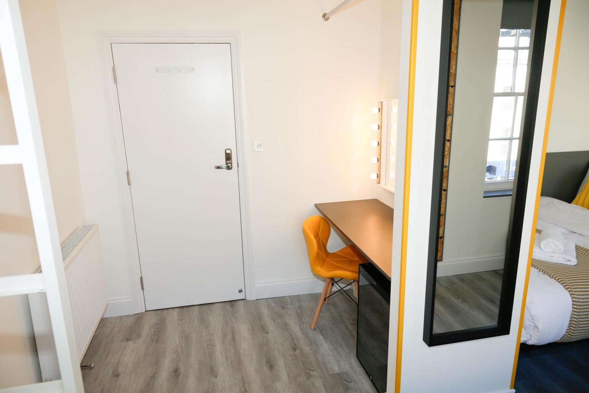 Luxury Rooms In Camden Town Near Shops, Cafes, Bars & Metro With Shared Bathrooms London Bagian luar foto